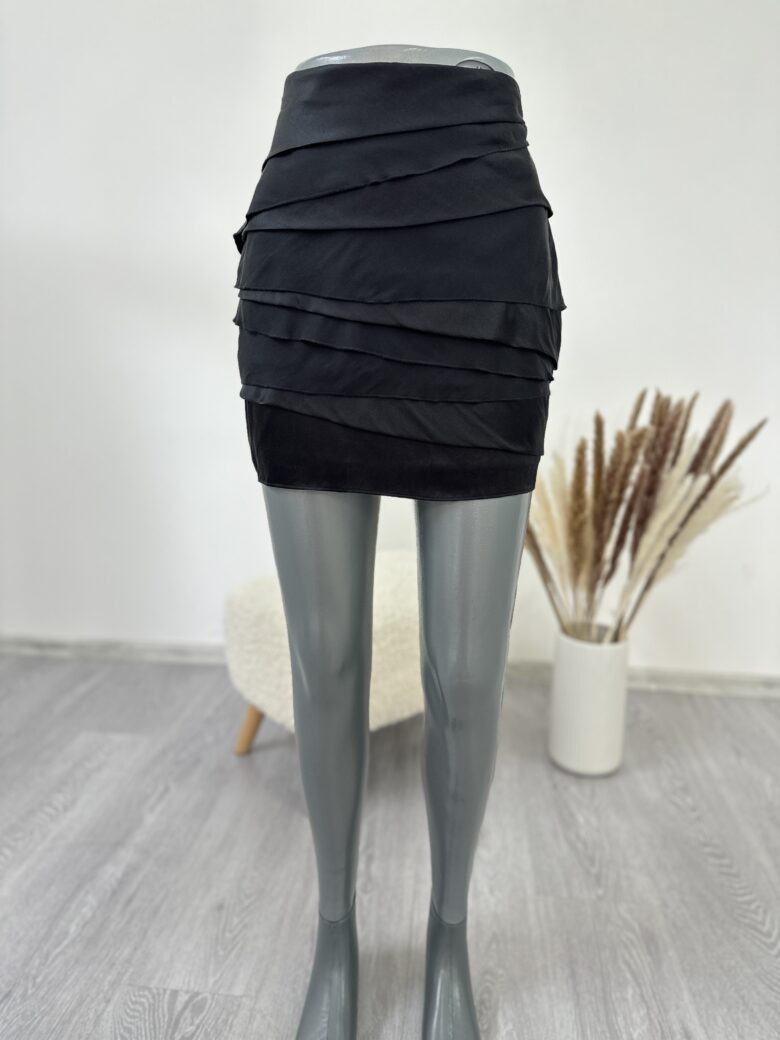 Dámska sukňa KAREN MILLEN - 36