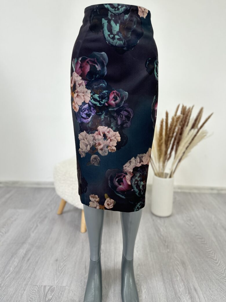 Dámska sukňa H&M - 44